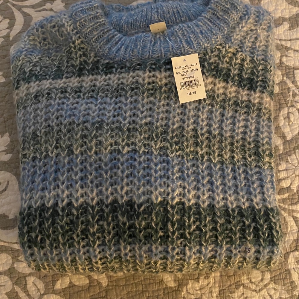 American Eagle Sweater - New XS